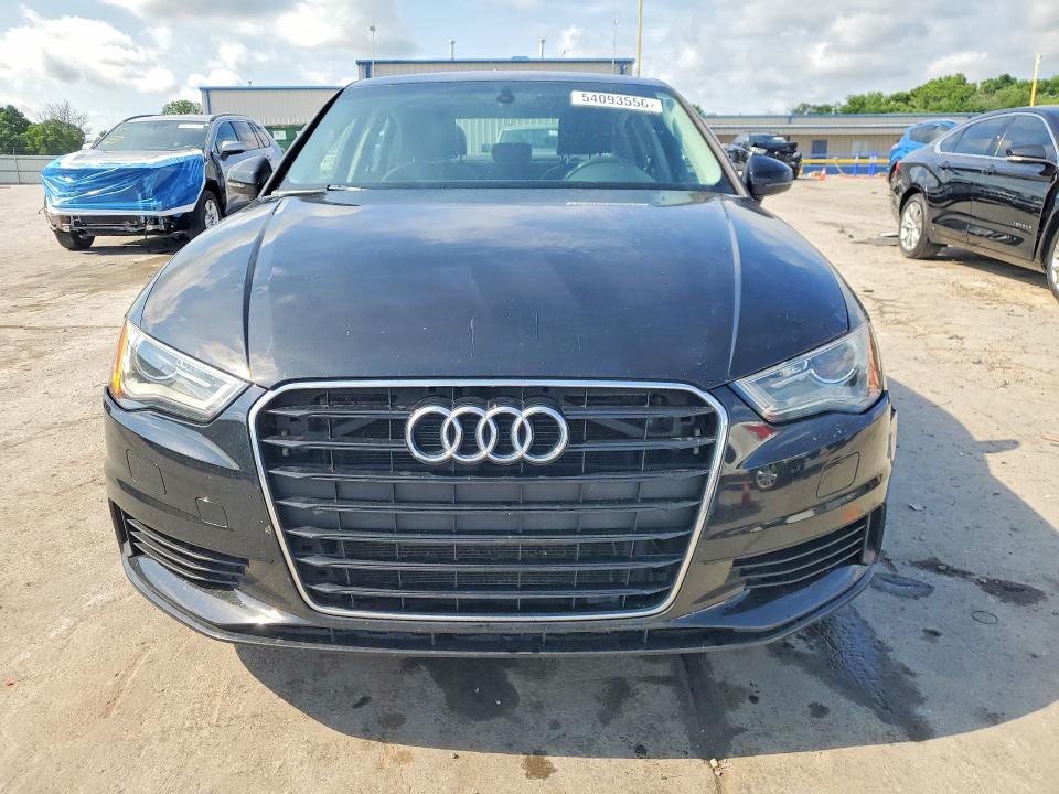 54093556 :رقم المزاد ، WAUBFGFF7F1009998 vin ، 2015 Audi A3 مزاد بيع