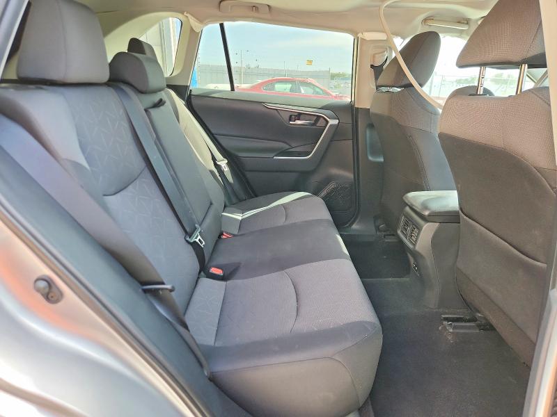 52701076 :رقم المزاد ، 2T3P1RFV3KW077849 vin ، 2019 Toyota Rav4 مزاد بيع