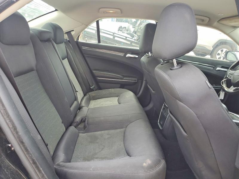 53570396 :رقم المزاد ، 2C3CCAAG8LH168656 vin ، 2020 Chrysler 300 مزاد بيع