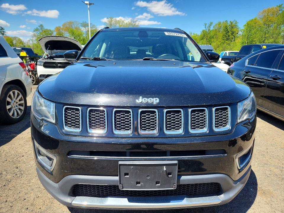 Продаж на аукціоні авто 2018 Jeep Compass, vin: 3C4NJDCB7JT315292, номер лоту: 52072476