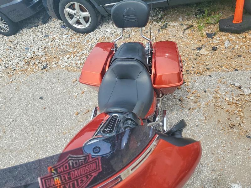 55516066 :رقم المزاد ، 1HD1KBM14BB677832 vin ، 2011 Harley Davidson Flhx مزاد بيع