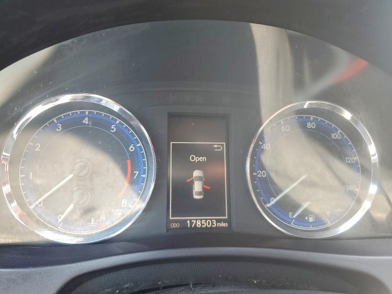 2017 Toyota Corolla მანქანა იყიდება აუქციონზე, vin: 5YFBURHE9HP579346, აუქციონის ნომერი: 54224396