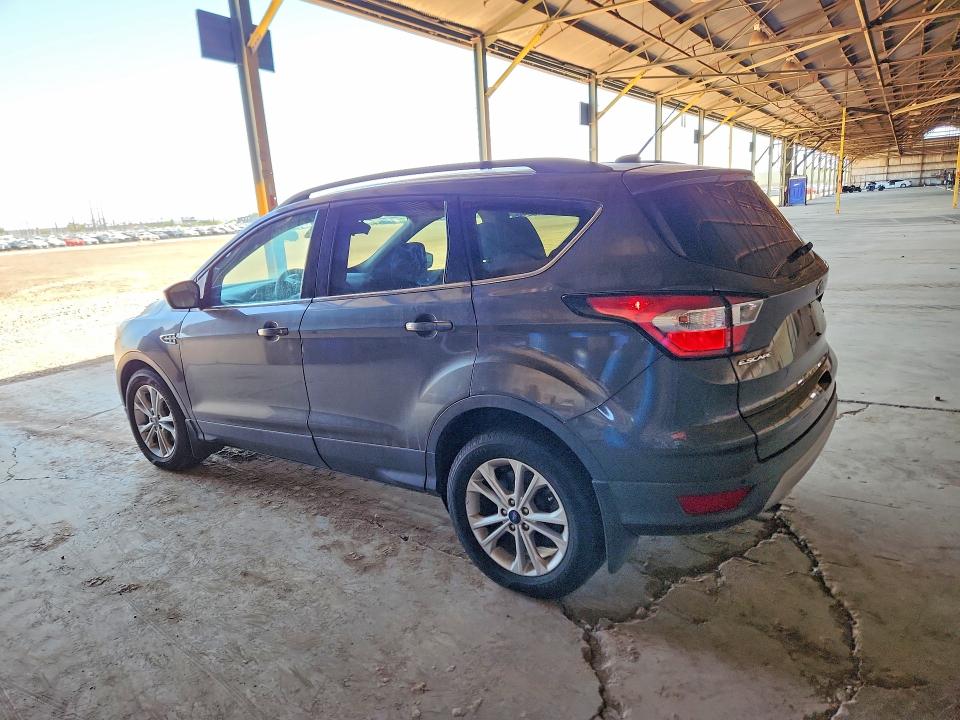 2018 Ford Escape მანქანა იყიდება აუქციონზე, vin: 1FMCU0GD5JUB85405, აუქციონის ნომერი: 55099966