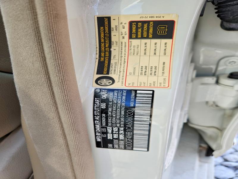 52347076 :رقم المزاد ، WDDGF4HB1CA606020 vin ، 2012 Mercedes-benz C مزاد بيع