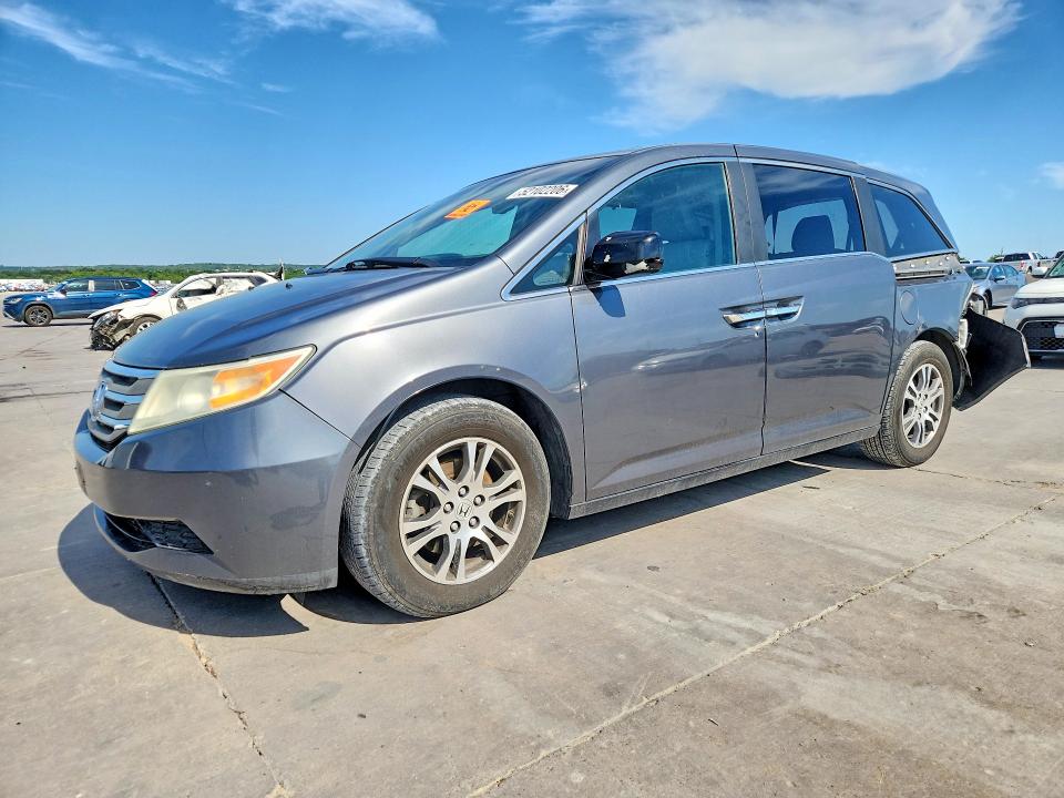 Auction sale of the 2013 Honda Odyssey, vin: 5FNRL5H65DB003391, lot number: 52102206