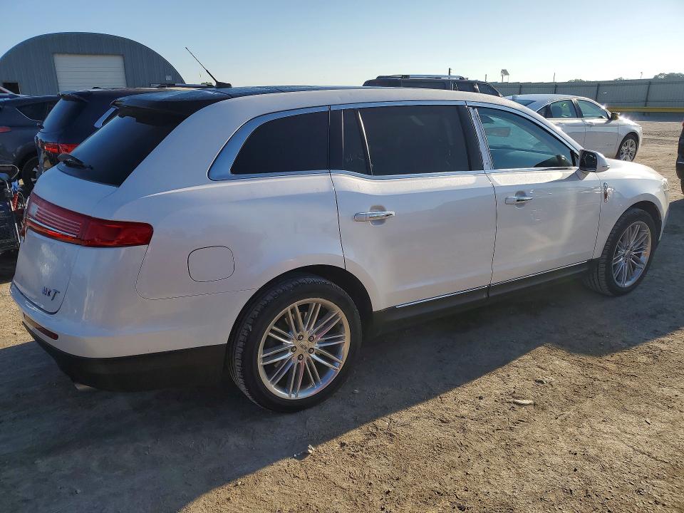 2019 Lincoln Mkt მანქანა იყიდება აუქციონზე, vin: 2LMHJ5AT1KBL01965, აუქციონის ნომერი: 52390076