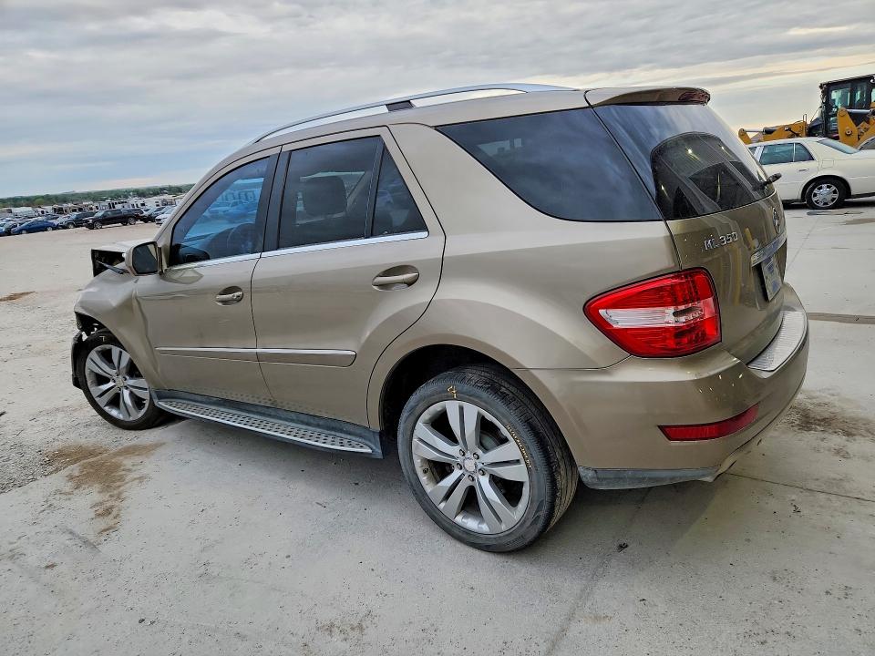 2010 Mercedes-benz Ml მანქანა იყიდება აუქციონზე, vin: 4JGBB8GB5AA619161, აუქციონის ნომერი: 52133316