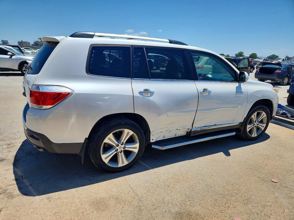 Продажа на аукционе авто 2013 Toyota Highlander, vin: 5TDYK3EH4DS098112, номер лота: 53395726