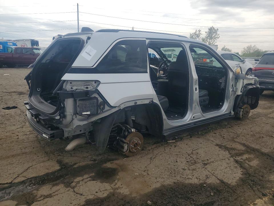 53782636 :رقم المزاد ، 1C4RJHBG5N8590671 vin ، 2022 Jeep Grand Cherokee مزاد بيع
