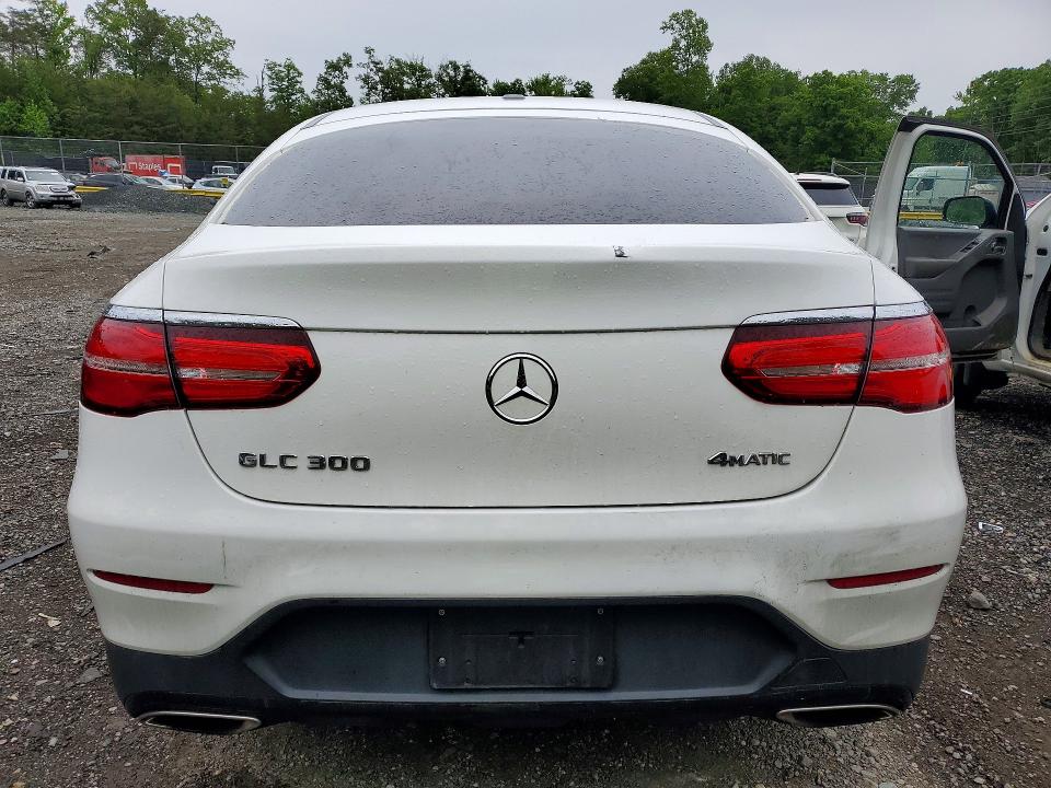 53046406 :رقم المزاد ، WDC0J4KB8KF572012 vin ، 2019 Mercedes-benz Glc Coupe مزاد بيع
