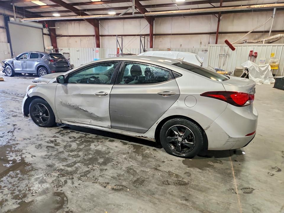 2015 Hyundai Elantra მანქანა იყიდება აუქციონზე, vin: 5NPDH4AE5FH555100, აუქციონის ნომერი: 53977196