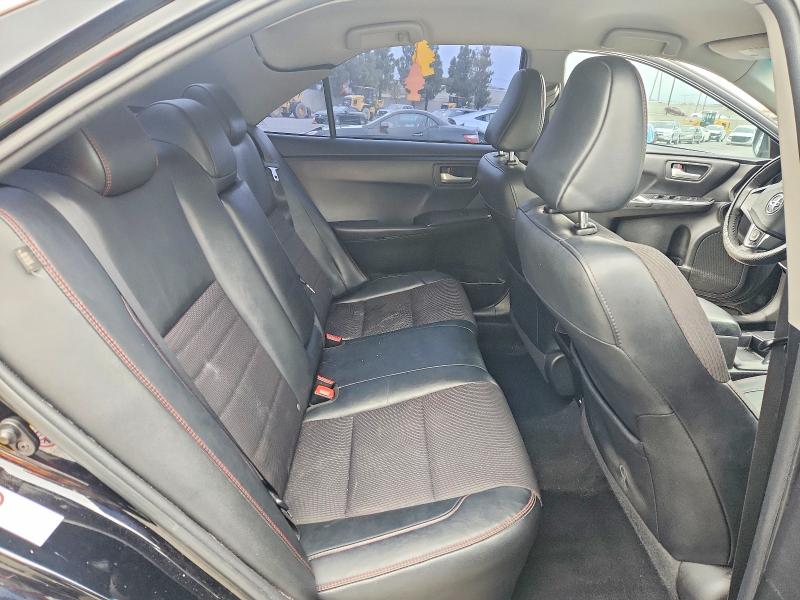 53773366 :رقم المزاد ، 4T1BF1FK0HU814171 vin ، 2017 Toyota Camry مزاد بيع