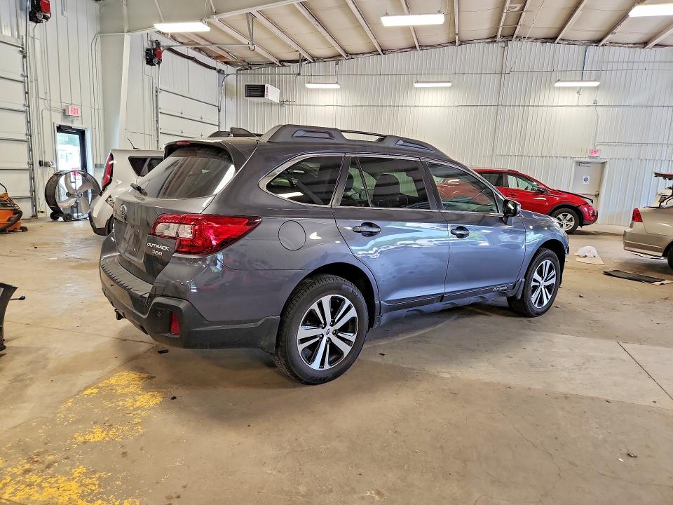 Продажа на аукционе авто 2018 Subaru Outback, vin: 4S4BSENCXJ3348774, номер лота: 54990436