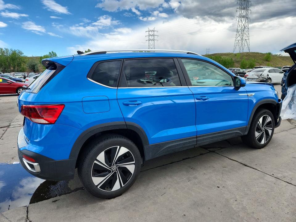2024 Volkswagen Taos მანქანა იყიდება აუქციონზე, vin: 3VVVX7B2XRM047007, აუქციონის ნომერი: 55604686