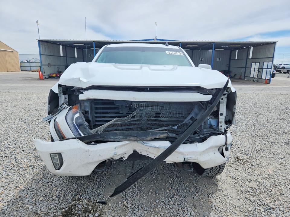 52370616 :رقم المزاد ، 3GCUKREC5JG375737 vin ، 2018 Chevrolet Silverado مزاد بيع