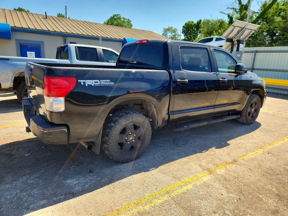 Продажа на аукционе авто 2008 Toyota Tundra, vin: 5TFDV541X8X041225, номер лота: 52801586