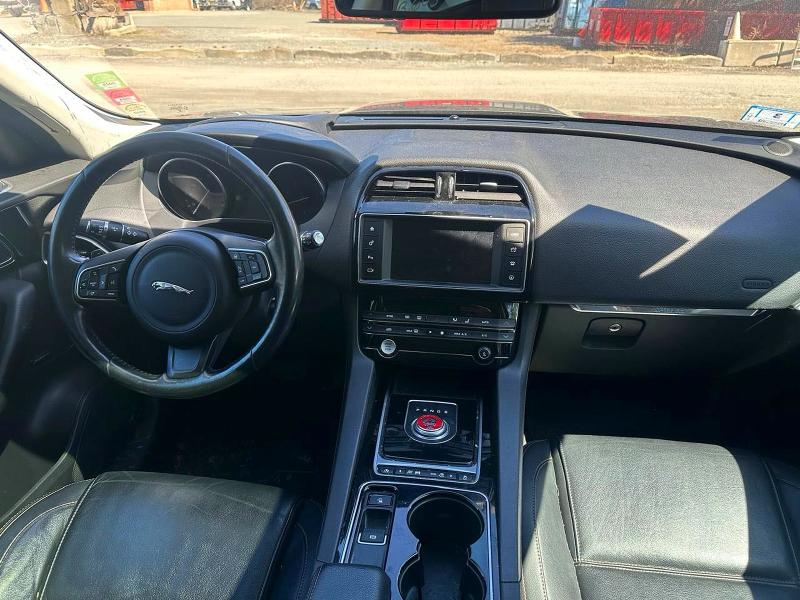 2017 Jaguar F-pace მანქანა იყიდება აუქციონზე, vin: SADCK2BVXHA491148, აუქციონის ნომერი: 54179746