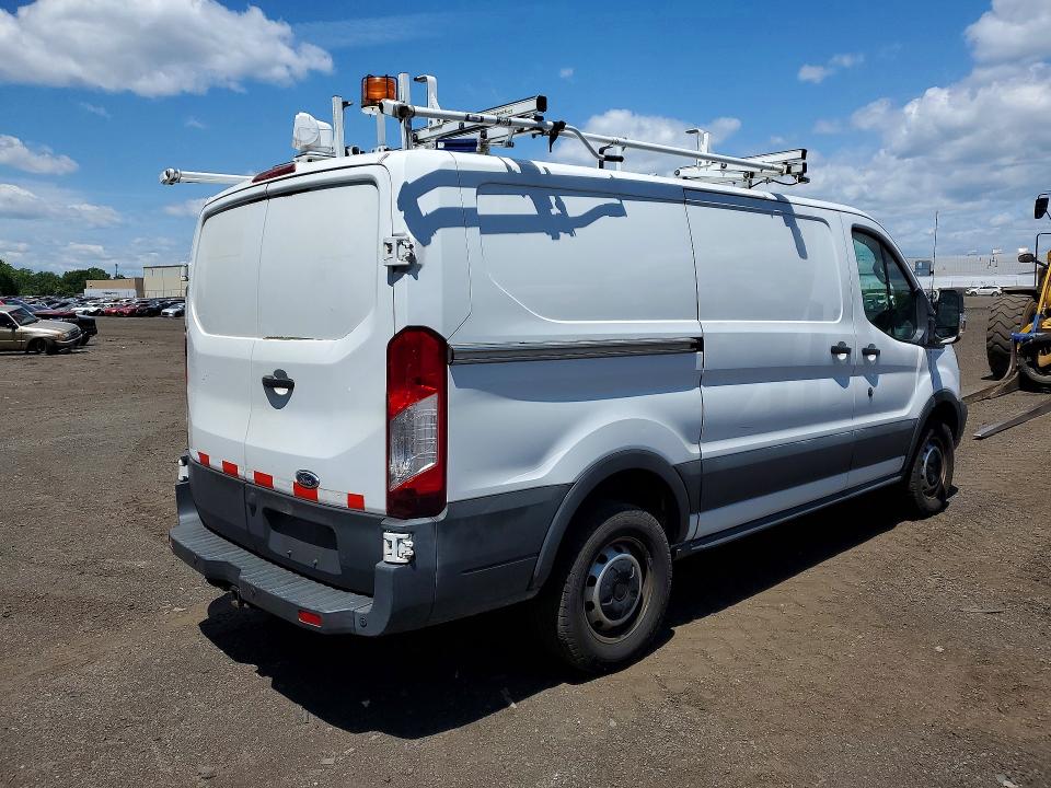 53162076 :رقم المزاد ، 1FTYR1YM7GKB55679 vin ، 2016 Ford Transit مزاد بيع