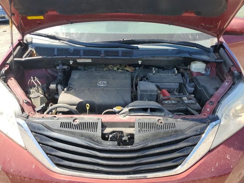 Aukcja sprzedaży 2014 Toyota Sienna, vin: 5TDKK3DC9ES435614, numer aukcji: 50339936
