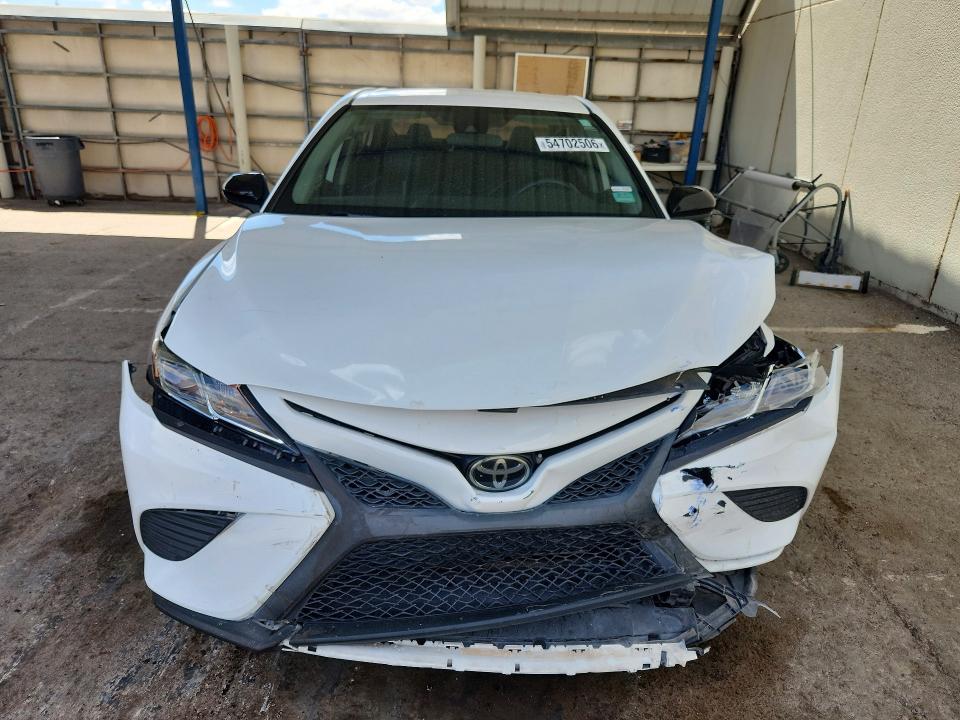 54702506 :رقم المزاد ، 4T1G11AK2LU397124 vin ، 2020 Toyota Camry مزاد بيع