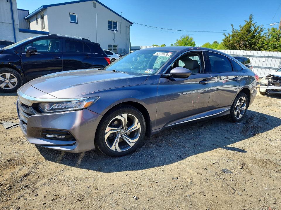 Продаж на аукціоні авто 2018 Honda Accord, vin: 1HGCV1F41JA254862, номер лоту: 52318636
