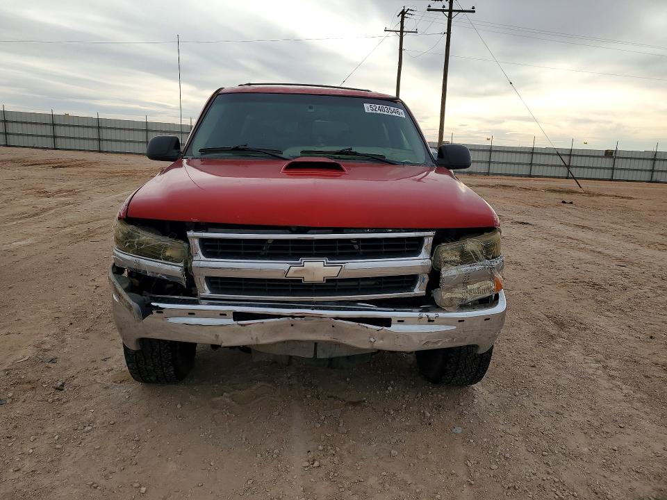 52403546 :رقم المزاد ، 1GNEK13Z92R142143 vin ، 2002 Chevrolet Tahoe مزاد بيع