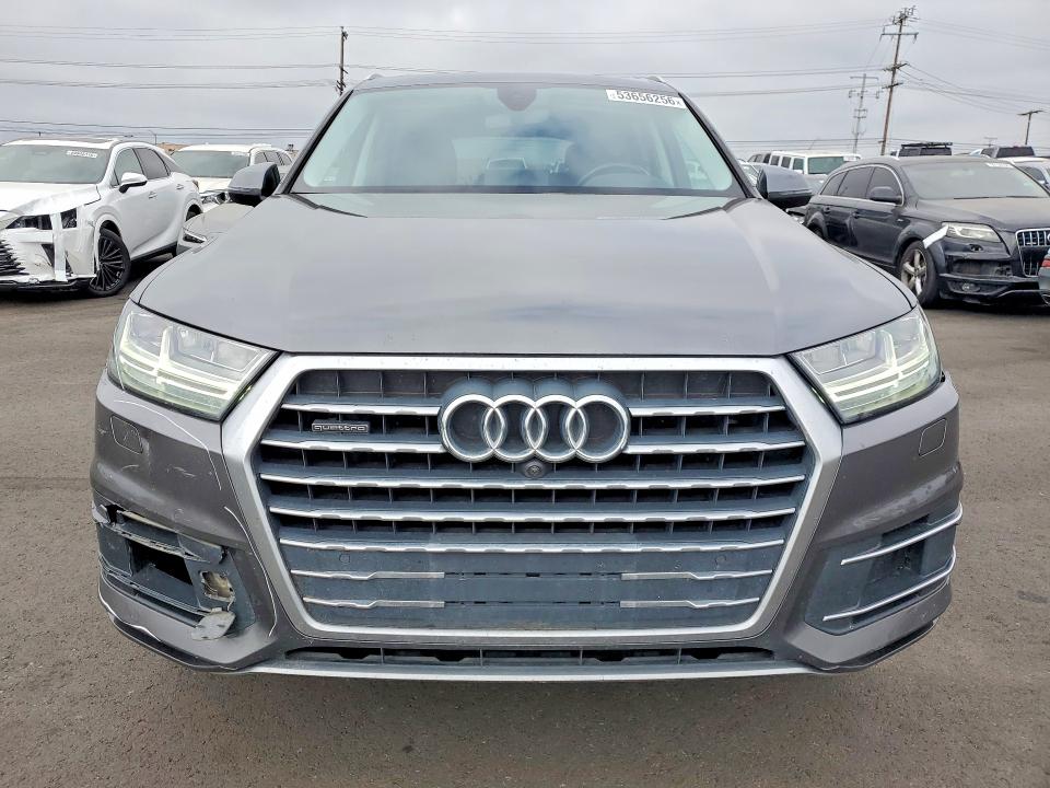 53656256 :رقم المزاد ، WA1LHAF75KD037146 vin ، 2019 Audi Q7 مزاد بيع