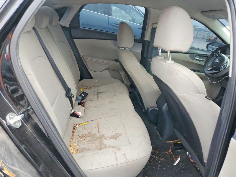 2020 Kia Forte მანქანა იყიდება აუქციონზე, vin: 3KPF24ADXLE175994, აუქციონის ნომერი: 48675646