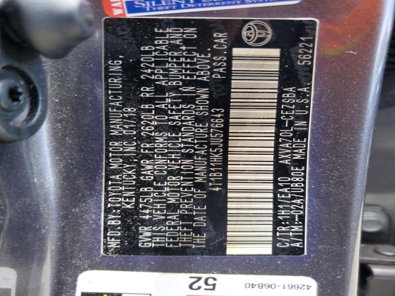 55224266 :رقم المزاد ، 4T1B11HK5JU576643 vin ، 2018 Toyota Camry مزاد بيع