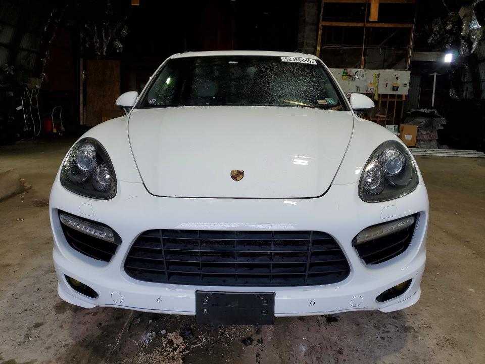 52386866 :رقم المزاد ، WP1AD2A25DLA71668 vin ، 2013 Porsche Cayenne مزاد بيع