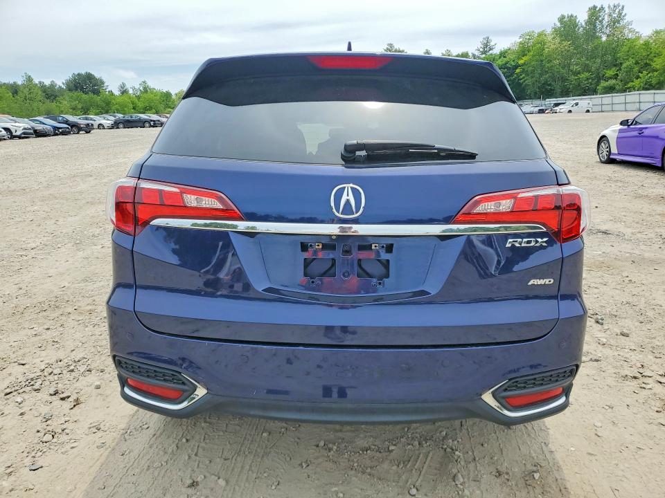 55052516 :رقم المزاد ، 5J8TB4H79JL015422 vin ، 2018 Acura Rdx مزاد بيع