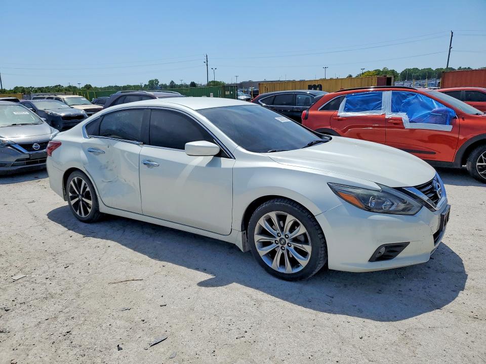Продаж на аукціоні авто 2018 Nissan Altima, vin: 1N4AL3AP9JC151708, номер лоту: 52567596
