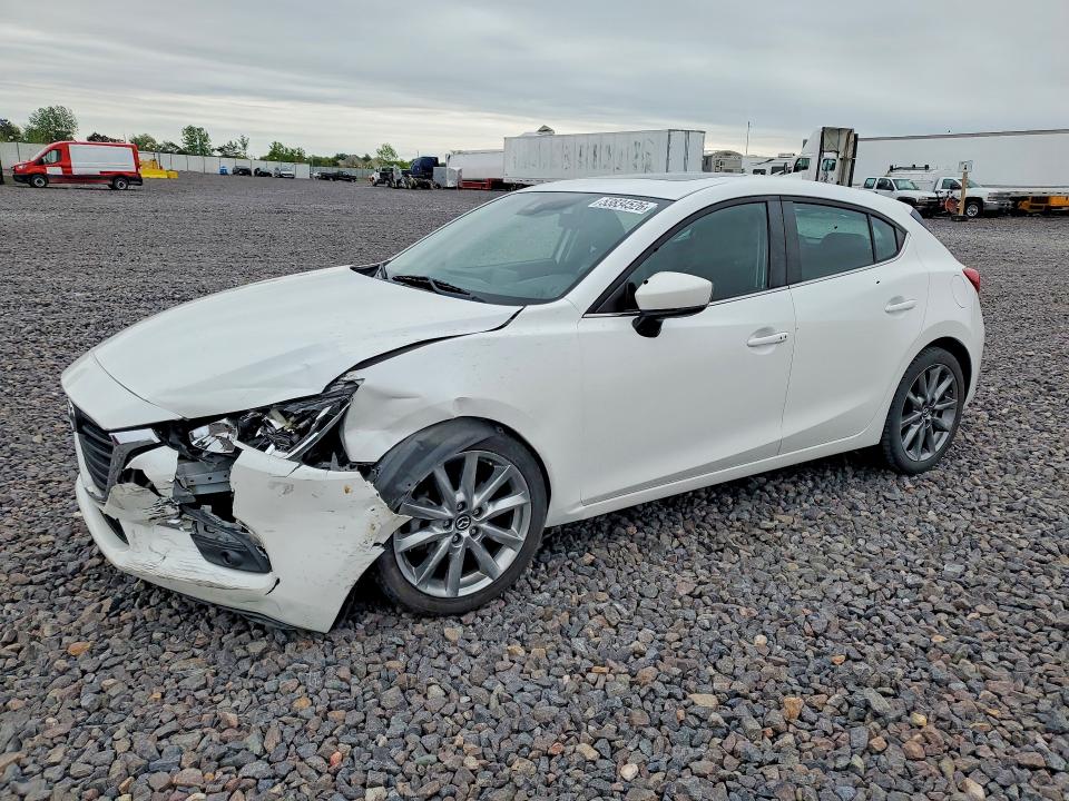 Продаж на аукціоні авто 2018 Mazda 3, vin: 3MZBN1L33JM223991, номер лоту: 53834526