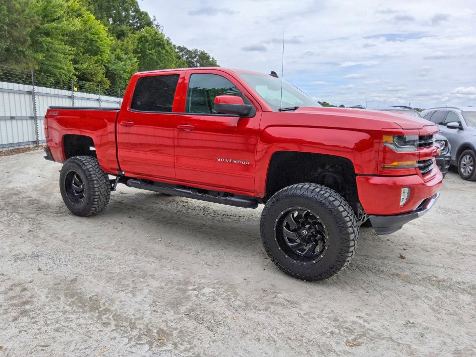 Продаж на аукціоні авто 2017 Chevrolet Silverado, vin: 3GCUKREC8HG178040, номер лоту: 52273836