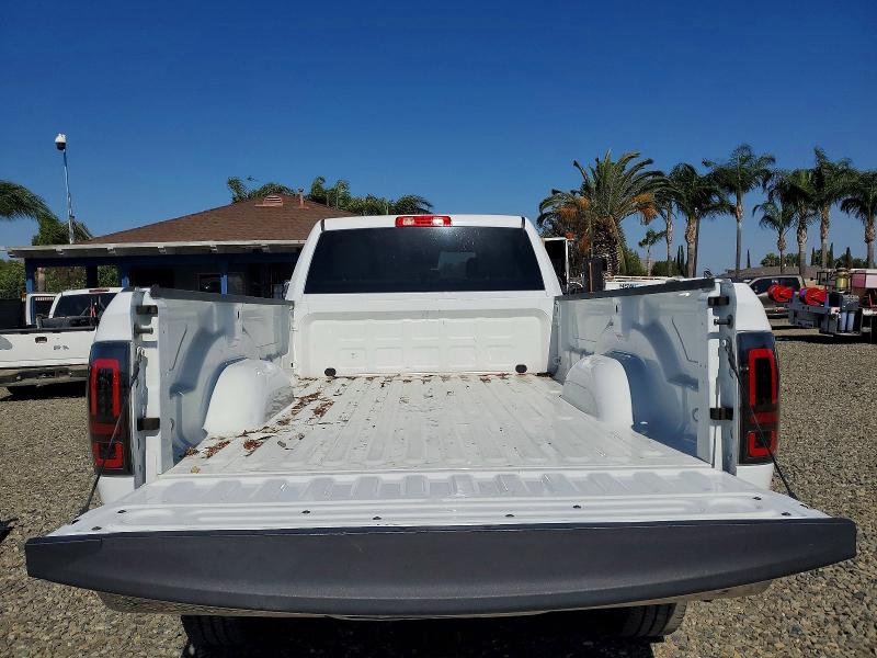 51366086 :رقم المزاد ، 3C63R3GL1JG146982 vin ، 2018 Ram 3500 مزاد بيع