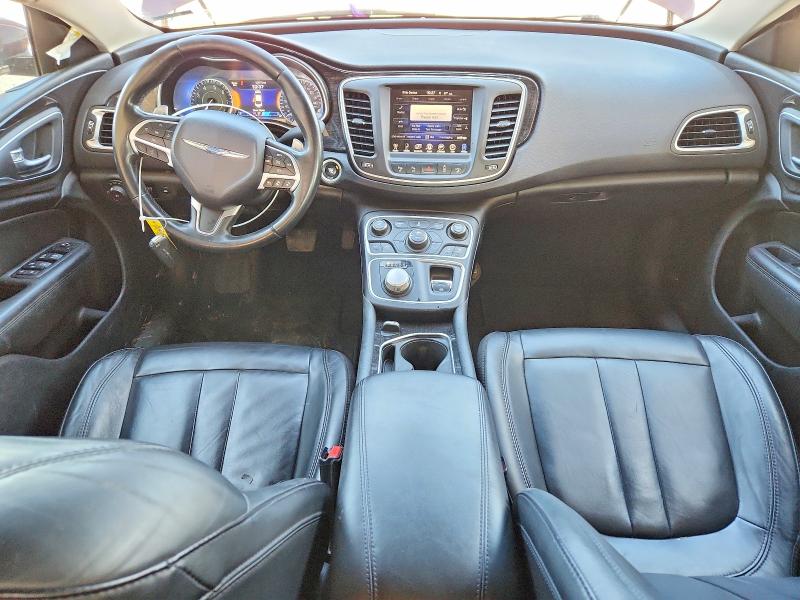 53210626 :رقم المزاد ، 1C3CCCCGXFN520110 vin ، 2015 Chrysler 200 مزاد بيع
