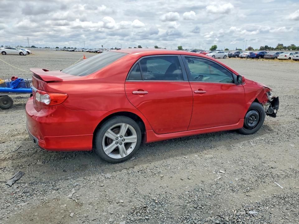 55028216 :رقم المزاد ، 5YFBU4EE9DP189963 vin ، 2013 Toyota Corolla مزاد بيع