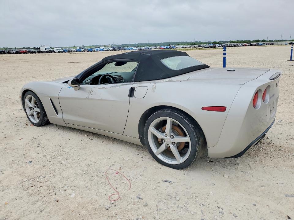 52819226 :رقم المزاد ، 1G1YY34U655123539 vin ، 2005 Chev Corvette مزاد بيع