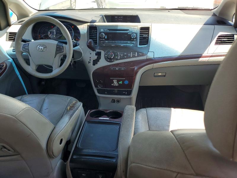 53377926 :رقم المزاد ، 5TDYK3DC3CS201055 vin ، 2012 Toyota Sienna مزاد بيع