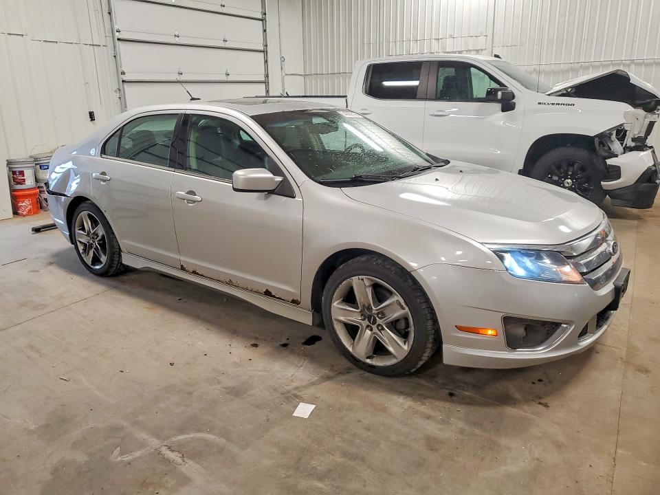 54680516 :رقم المزاد ، 3FAHP0KC0AR273808 vin ، 2010 Ford Fusion 4d 2wd مزاد بيع