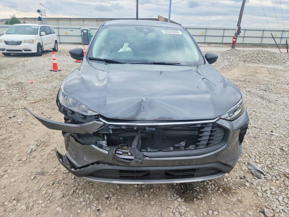 53028606 :رقم المزاد ، 1FMCU0GN5SUA26619 vin ، 2025 Ford Escape مزاد بيع