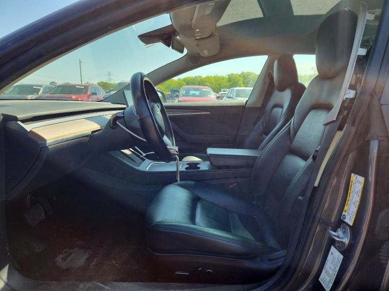 51562176 :رقم المزاد ، 5YJ3E1EA4NF370673 vin ، 2022 Tesla Model 3 مزاد بيع