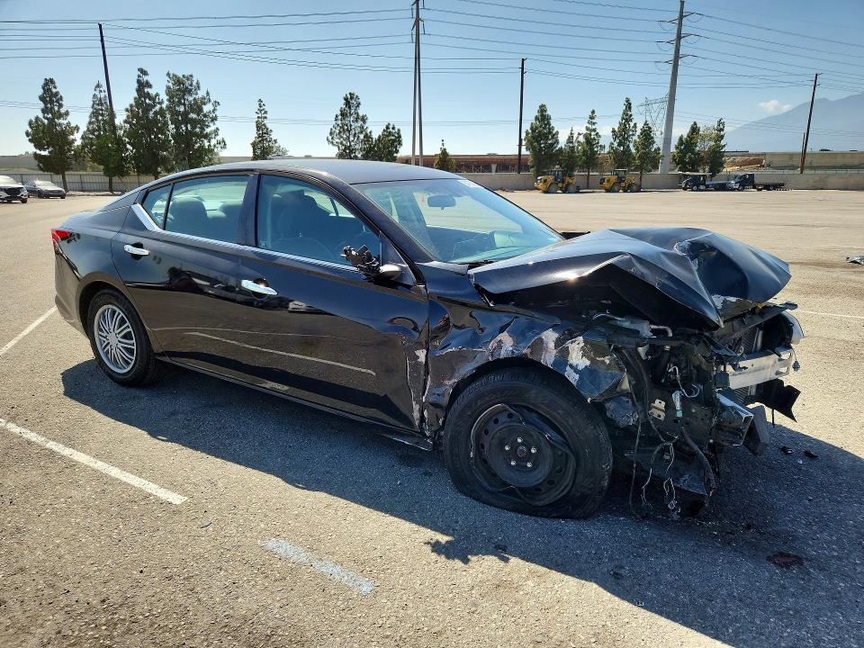 54728156 :رقم المزاد ، 1N4BL4BV6LC234944 vin ، 2020 Nissan Altima مزاد بيع