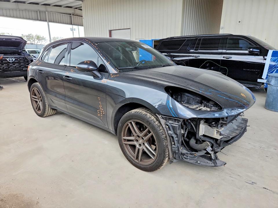 52126376 :رقم المزاد ، WP1AA2A51KLB03449 vin ، 2019 Porsche Macan مزاد بيع