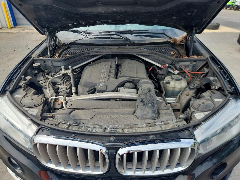 54825466 :رقم المزاد ، 5UXKR0C52J0X97390 vin ، 2018 Bmw X5 مزاد بيع