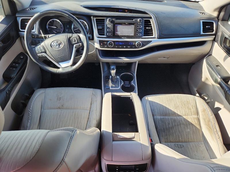 54282106 :رقم المزاد ، 5TDBKRFH5FS088098 vin ، 2015 Toyota Highlander مزاد بيع