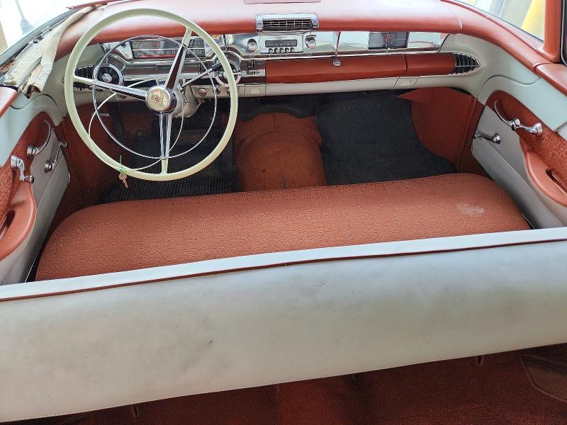 53095536 :رقم المزاد ، 5D4036018 vin ، 1957 Buick Riviera مزاد بيع