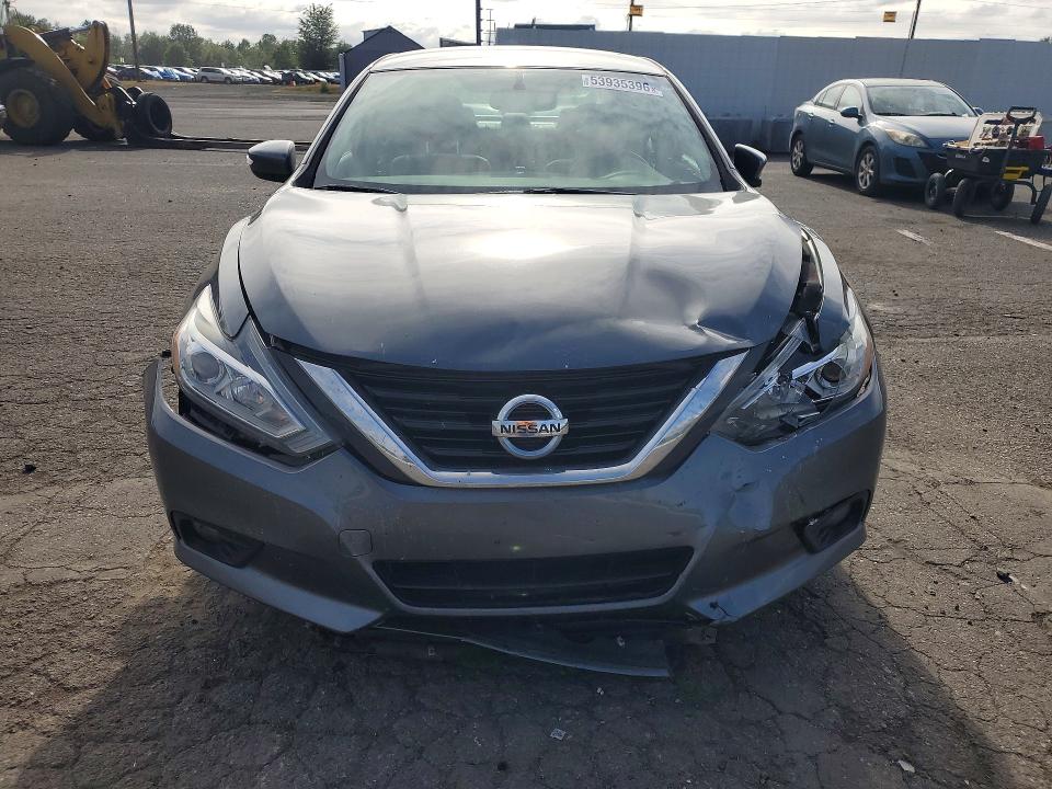 2018 Nissan Altima მანქანა იყიდება აუქციონზე, vin: 1N4AL3AP2JC136001, აუქციონის ნომერი: 53935396