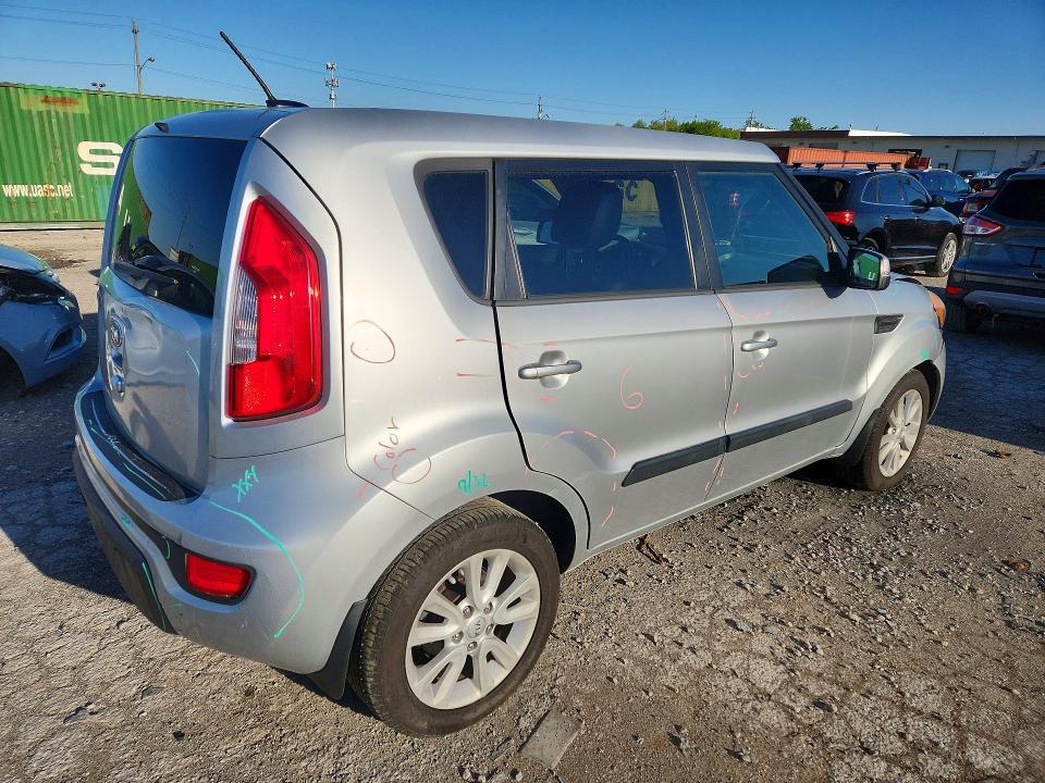 52900706 :رقم المزاد ، KNDJT2A63D7776260 vin ، 2013 Kia Soul مزاد بيع