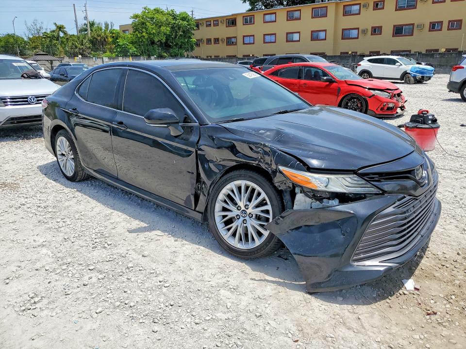 Aukcja sprzedaży 2018 Toyota Camry, vin: 4T1B11HK9JU118233, numer aukcji: 52475956